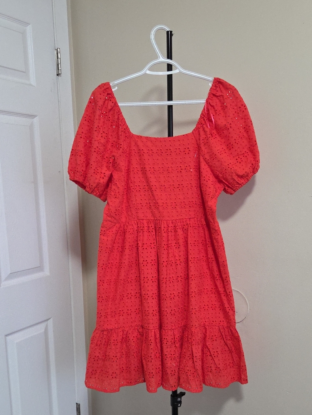 Nwt cleo 100% Cotton Red Eyelet Puff-Sleeve Sundress